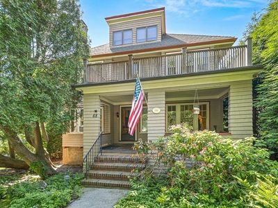 68 Barnard Ave, Watertown, MA, 02472