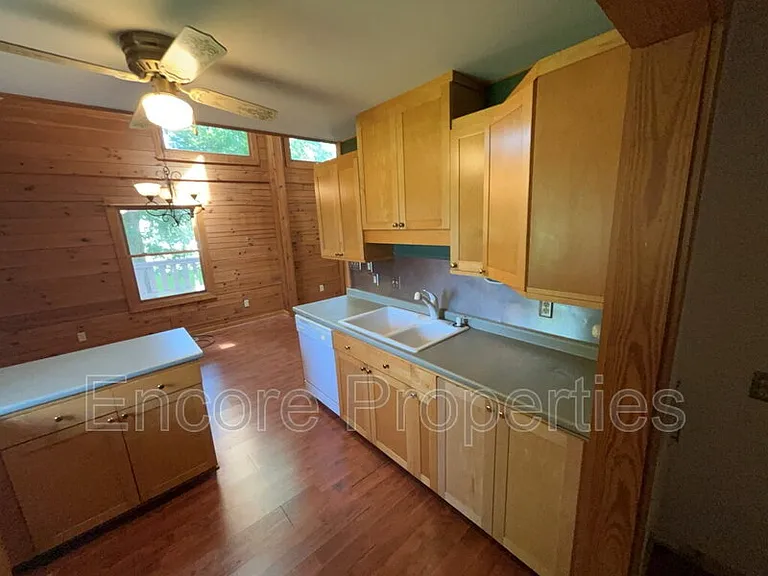 11981 Old Stage Rd — Photo 5