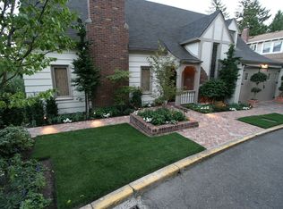 2855 SW Champlain Dr, Portland, OR 97205