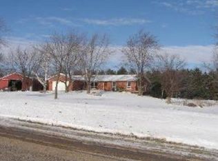 10698 E Grist Mill Rd, Rochelle, IL 61068