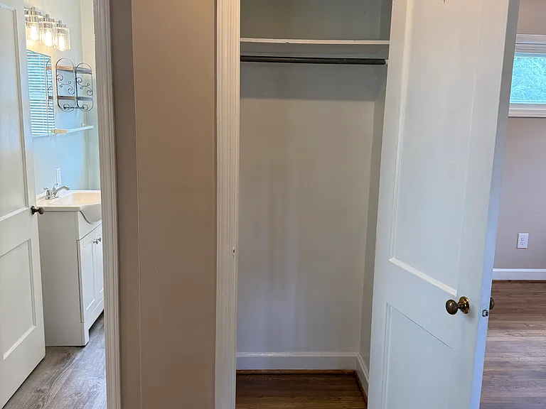 7 Robinwood Ave — Photo 19
