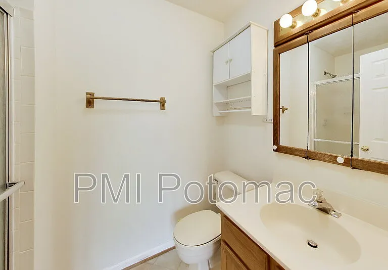 605 Himes Ave #111 — Photo 25