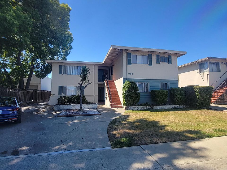 1st image of 982 Whitethorne Dr #6