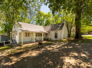 210 N Montgomery St, Starkville, MS 39759