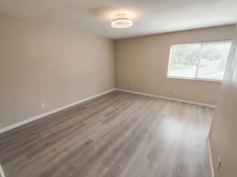 2844 Sombrero Cir — Photo 8