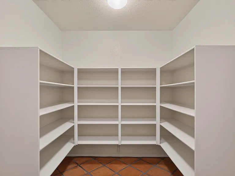 10360 E Malta St — Photo 14