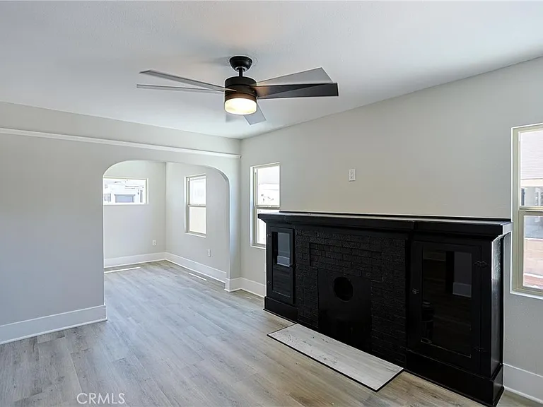 401 S Garnsey St — Photo 5