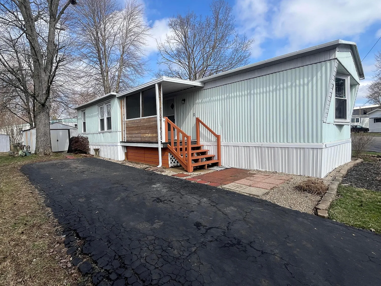 52 Estates Ln photo 1