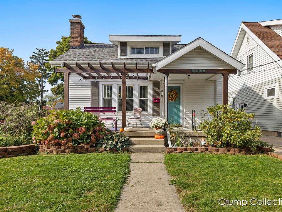 1st image of 1319 Penn Ave NE