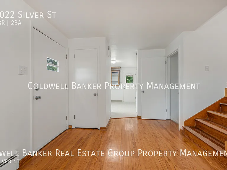 1022 Silver St — Photo 10