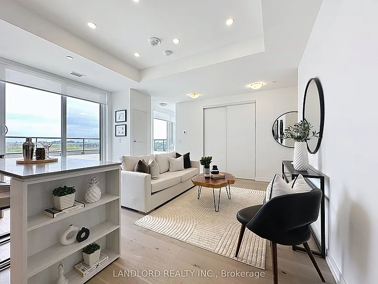 3100 Keele St #1202 — Photo 9