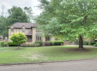 2210 Thorncroft Dr, Germantown, TN 38138