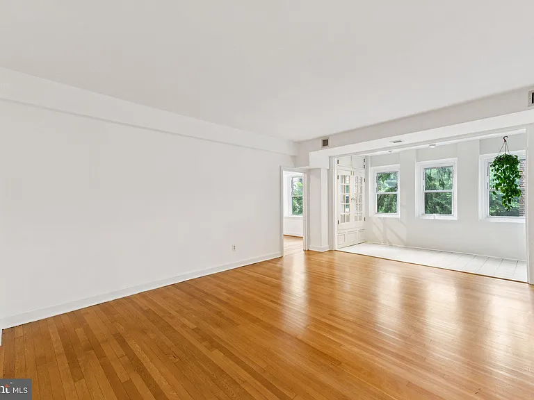 4707 Connecticut Ave NW #211 — Photo 7
