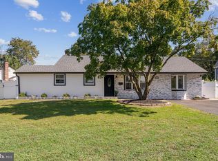 808 Colby Ave, Delran, NJ 08075