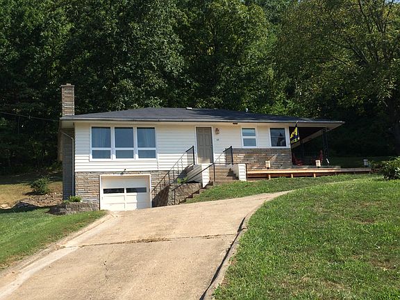 2nd image of 10 Woodside Dr