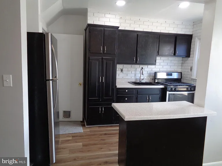 2245 Graythorn Rd — Photo 12