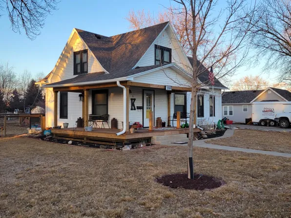 208 Kingwood St, Stanton, NE 68779
