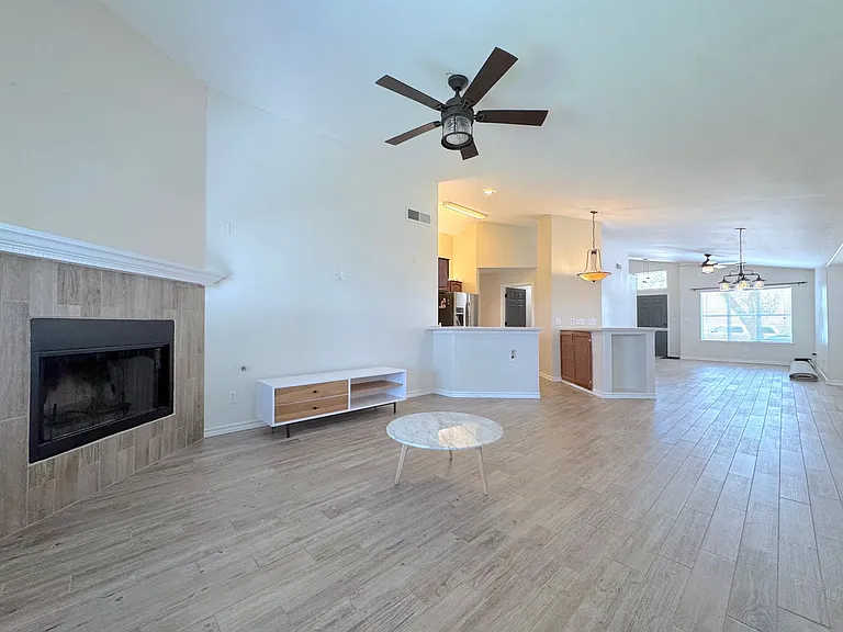 848 Sunset Park Dr — Photo 14