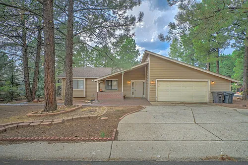 1540 N Spanish Moss Way Photo 1