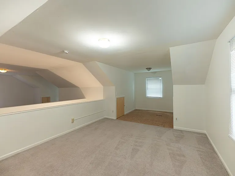 4916 Gold Crest Dr — Photo 33