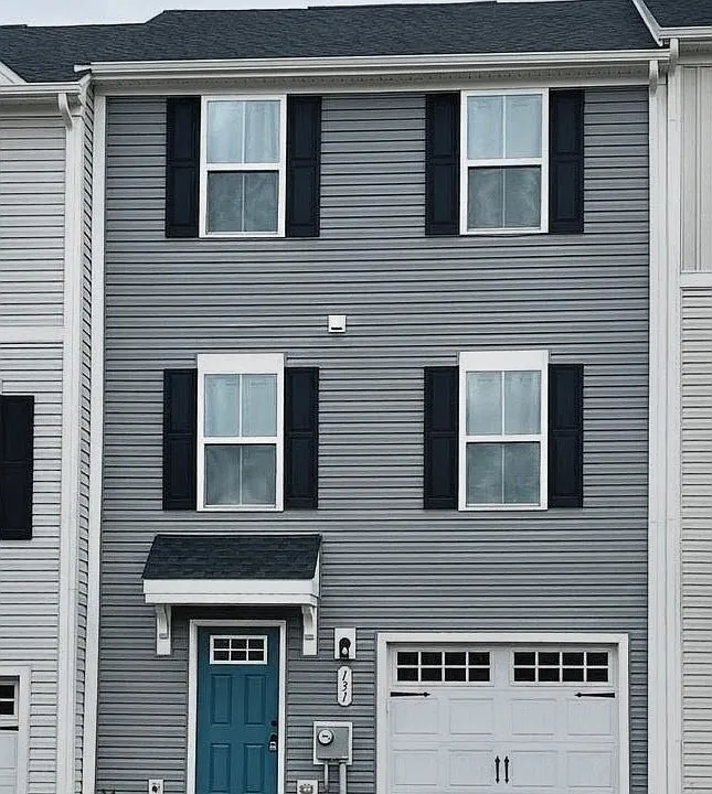 131 Hamilton Ln