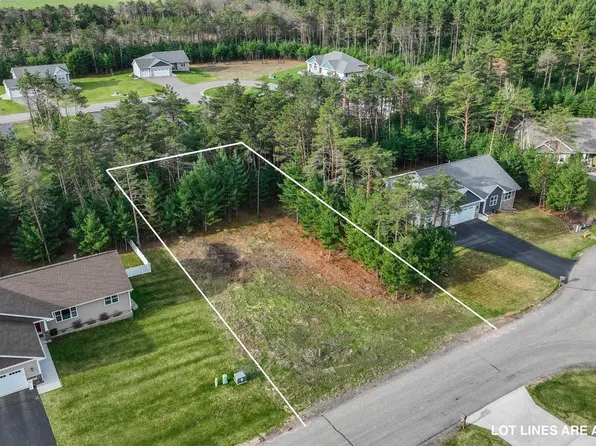 3365 DARLINGTON COURT, Plover, WI 54467