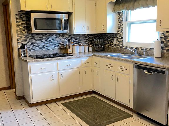 5th image of 2083 Juniper Dr