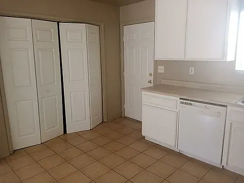 213 Hughes Ave #C Photo 1