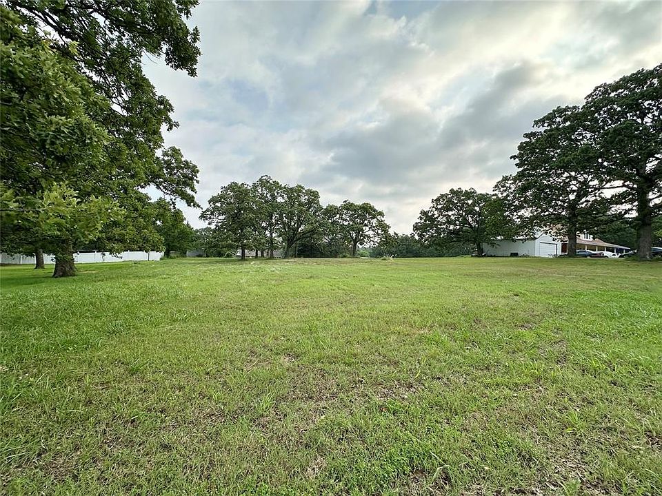 1st image of 0 Hickory Dr #9