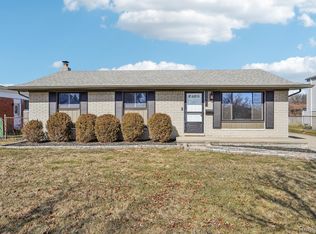 11805 Tahiti Dr, Sterling Heights, MI 48312