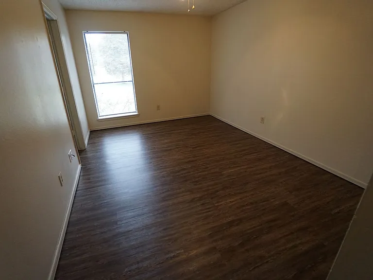 115 Vista Hills Blvd — Photo 3