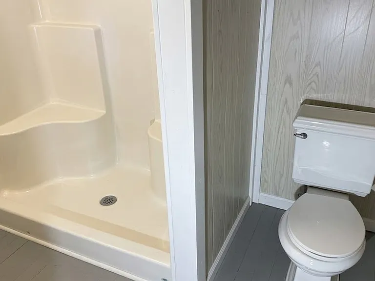 2408 Gordon St — Photo 10