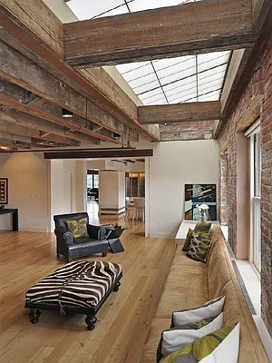 Sold by Sotheby's International Realty | media 11