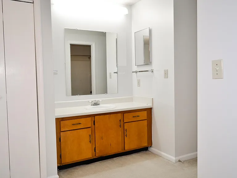 249 Schultz St — Photo 12