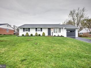 117 Whitney Rd, Lancaster, PA 17603