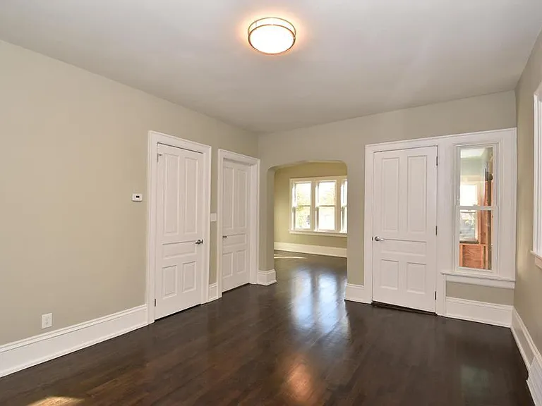 2577 S Graham St — Photo 12