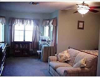 5th image of 109 Melrose Dr