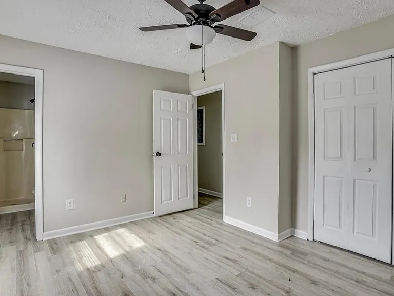 3401 Princess Ct — Photo 9