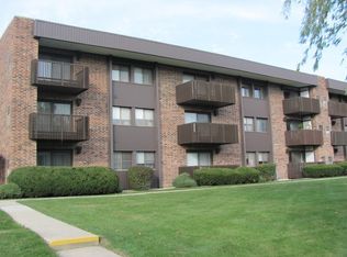 1424 Woodbridge Rd APT 1E, Joliet, IL 60436