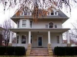 307 E Brayton Rd, Mount Morris, IL 61054