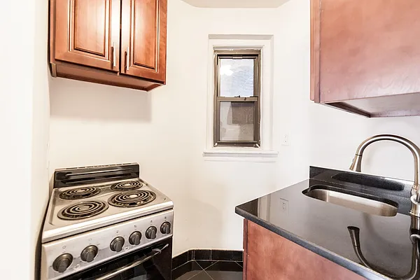 Rented by Gatsby Enterprises, LLC | media 17