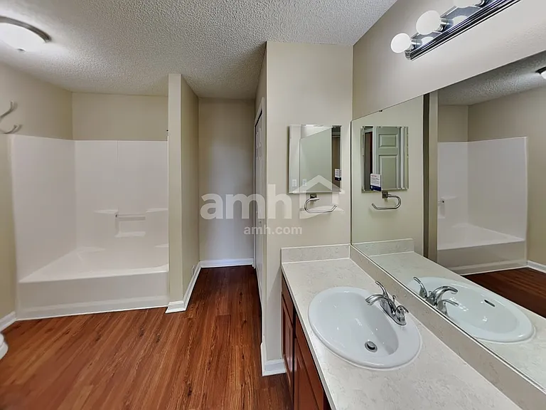 578 Prindle Dr E — Photo 9