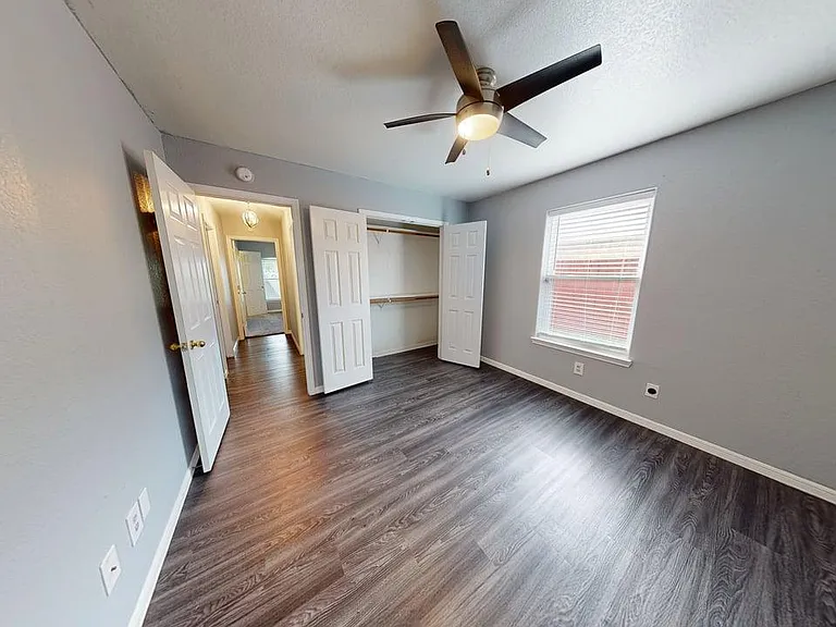 106 Cedar Ridge Dr — Photo 13
