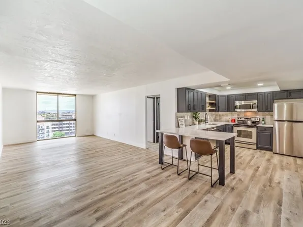 3930 University Center Dr APT 910, Las Vegas, NV 89119