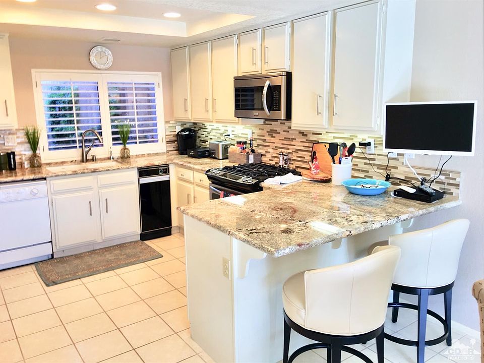 1st image of 83 Conejo Cir