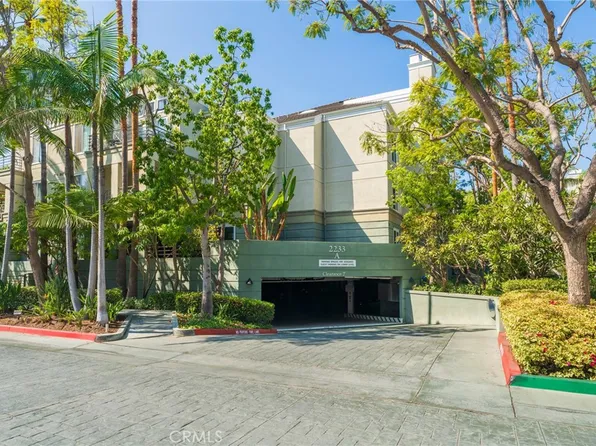 2233 Martin APT 202, Irvine, CA 92612