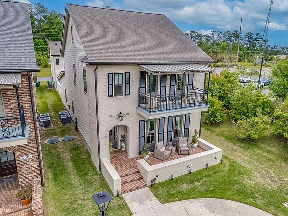 4th image of 6738 Carandolet Ln