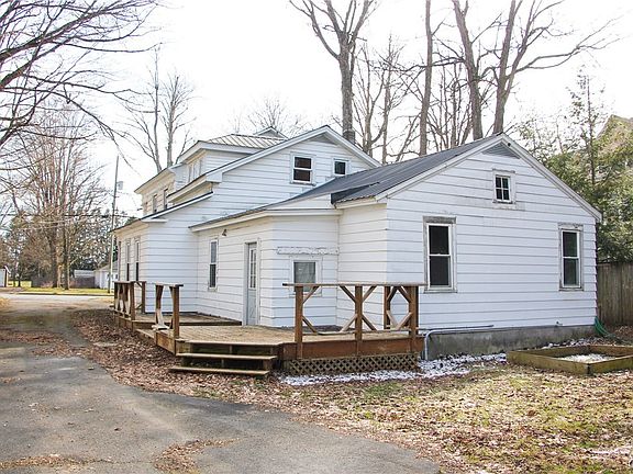3rd image of 28 W Main St