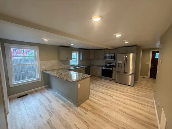 77 Townsend St, Fitchburg, MA 01420