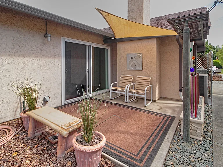 38515 Botany Grn — Photo 4
